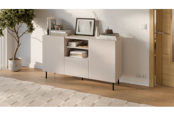 Sideboard  Paxos H