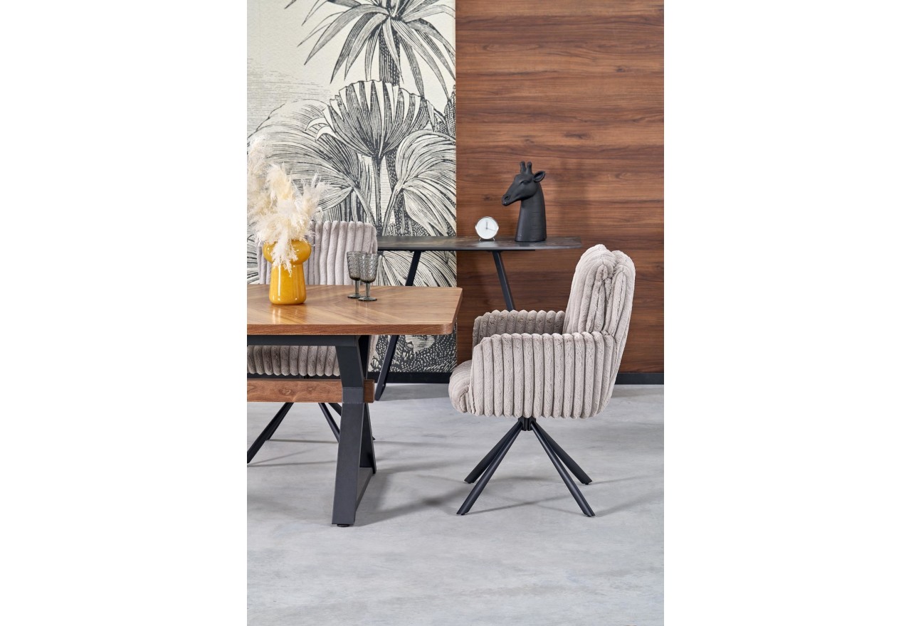 Stuhl K572